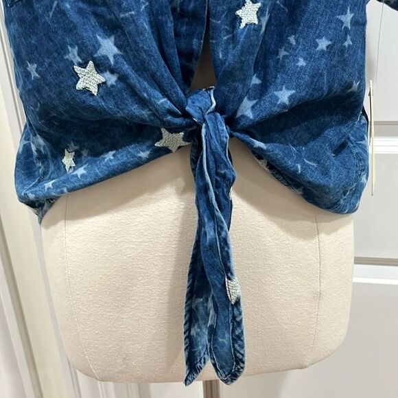 New! ELAN Button Up Front Tie Shirt Blouse Indigo Stars Size Medium NWT - Picture 4 of 12